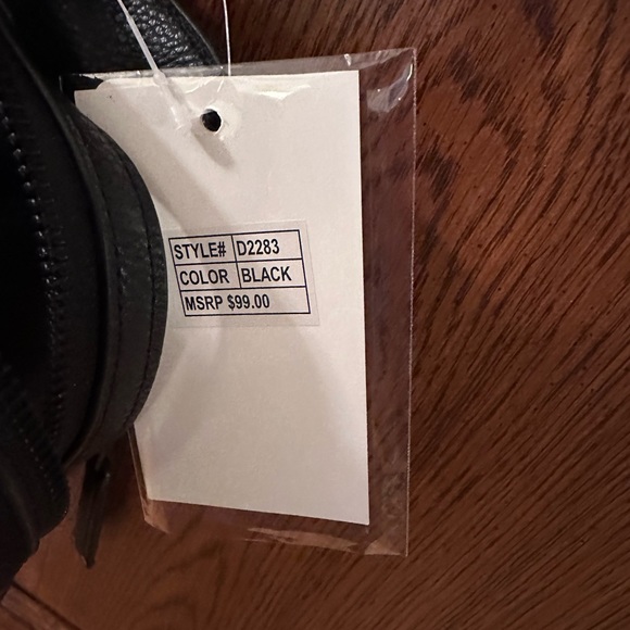 Darcy Marks Small Black Tote NWT - Picture 8 of 9